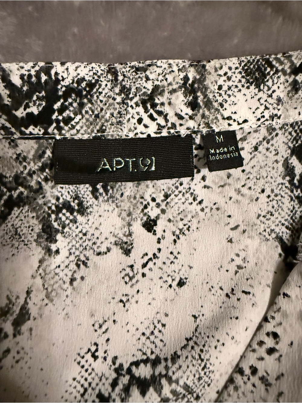 Apt. 9 Sleeveless Snake-Print V-Neck Top - Picture 3 of 3